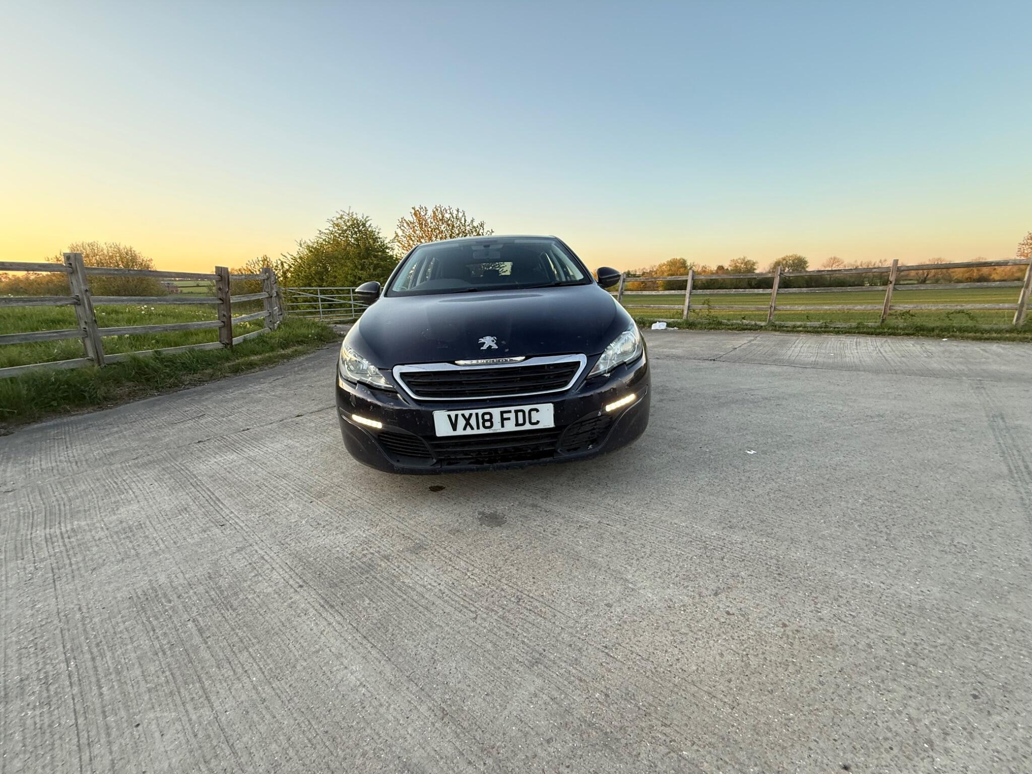 Peugeot 308 SW 1.6 BlueHDi Access Euro 6 (s/s) 5dr — photo 44 of 84